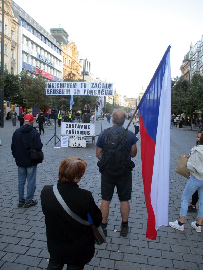 Demonstrace k výročí Mnichovské dohody